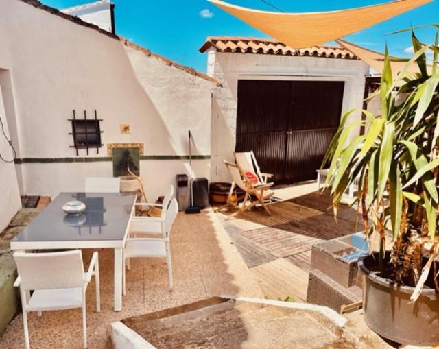 Casa Rural La Cruz 엘 고르도 외부 사진